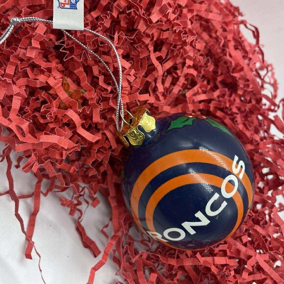 EUC Denver Broncos Glass Ball Christmas Ornament with Tag - Picture 5 of 7